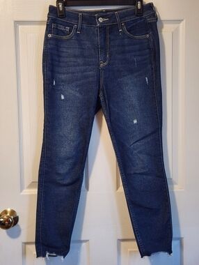 LADIES OLD NAVY JEANS SZ 6P